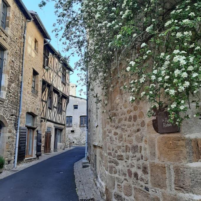 Maison de ville Vic-le-Comte Extérieur photo