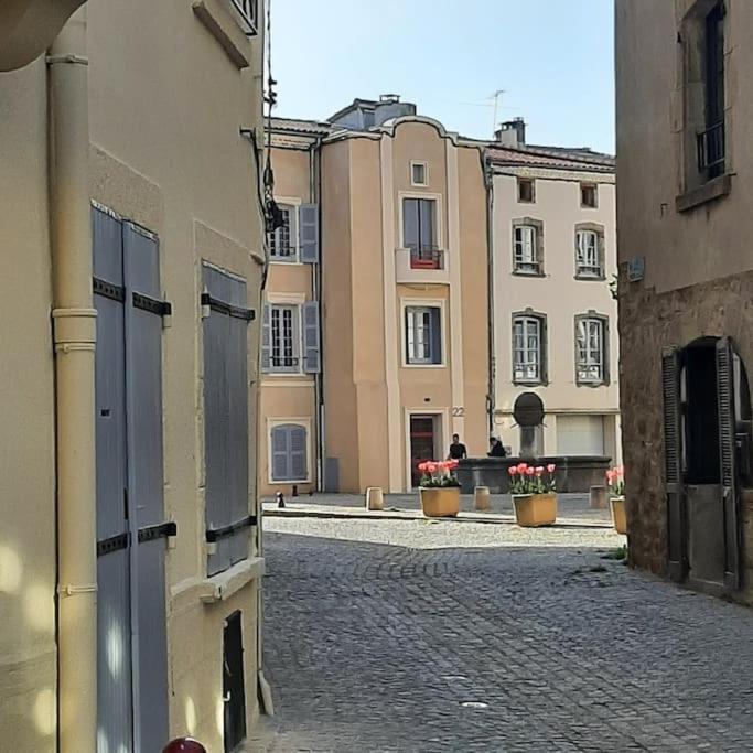 Maison de ville Vic-le-Comte Extérieur photo